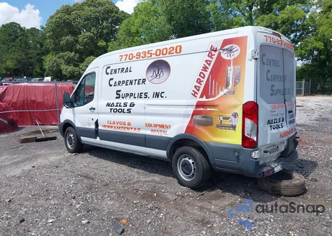 2015 Ford Transit-250 z USA, uszkodzony, nr VIN 1FTNR2CM1FKA00768